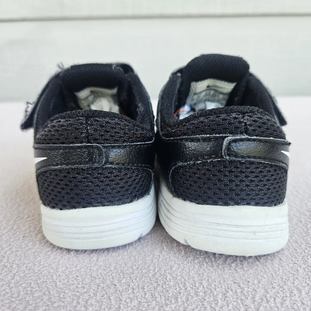 Nike Fusion Run 2 Athletic Sneaker Toddler SZ 7C Black Hook & Loop 599803-008